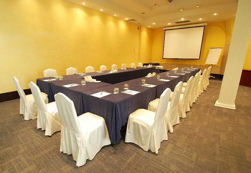 Intercontinental Jeddah By Ihg Hotel