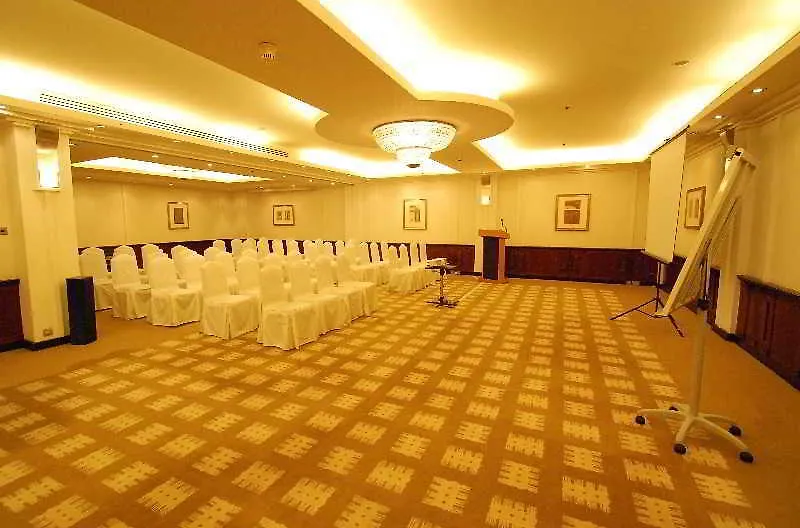 Intercontinental Jeddah By Ihg Hotel
